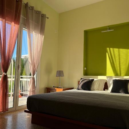 Athens Riviera: 2 Bed / 3' Walk From The Beach Agia Marina  Екстер'єр фото